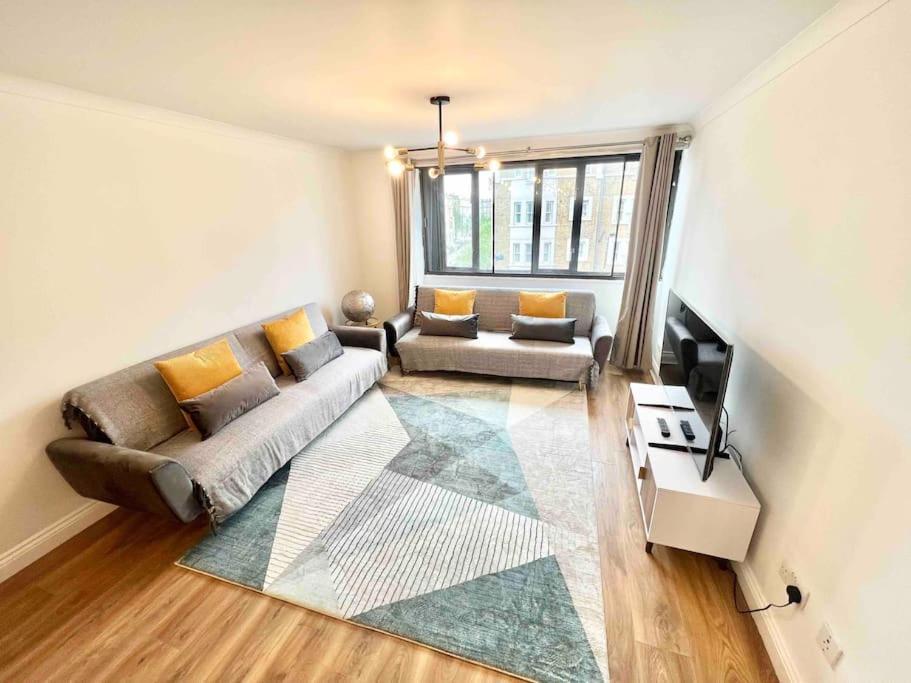 Luxstay 2br Earls Court Sleeps Up To 10 Londra